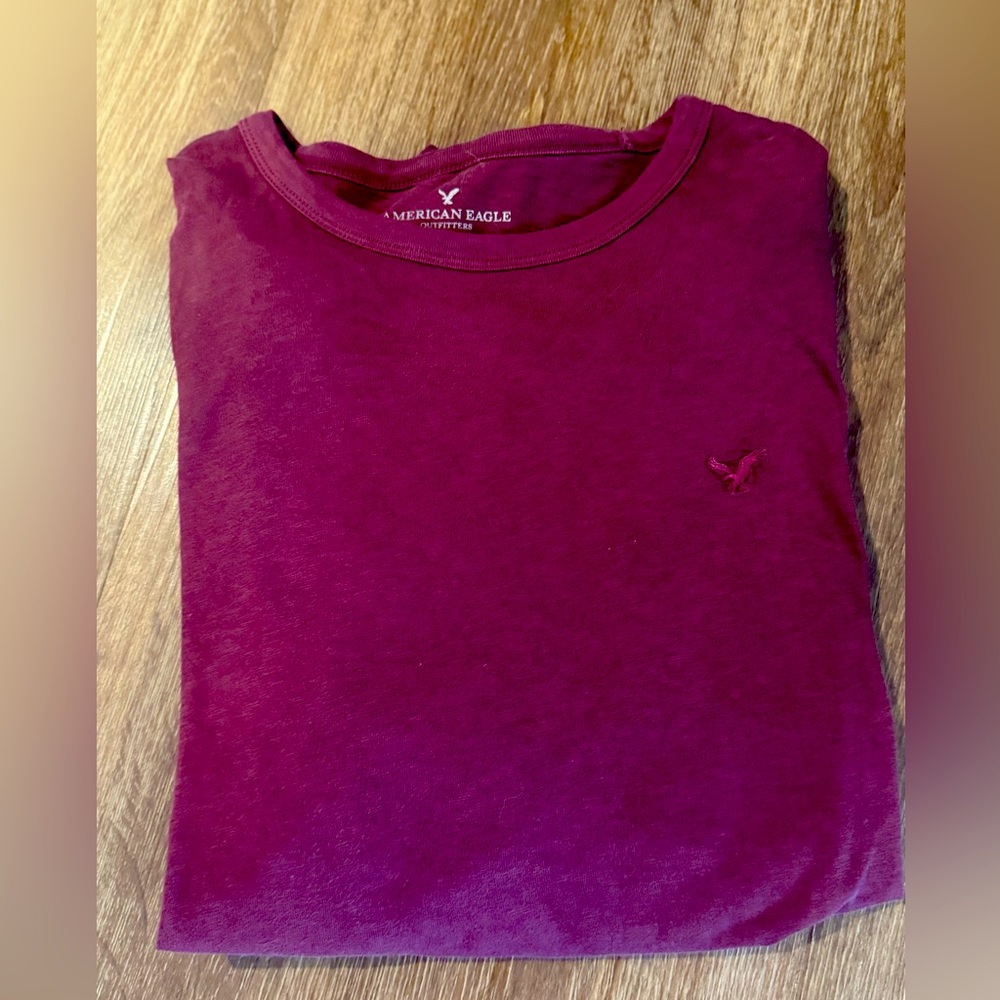 American Eagle Maroon Long Sleeve Tee – Size M, Soft Cotton
